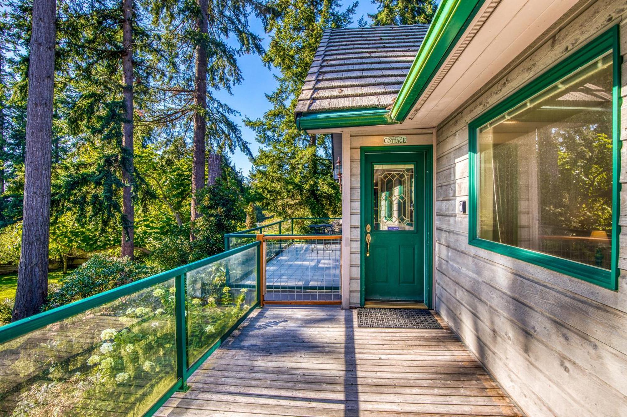 The Quintessa Cottage Clinton Exterior foto